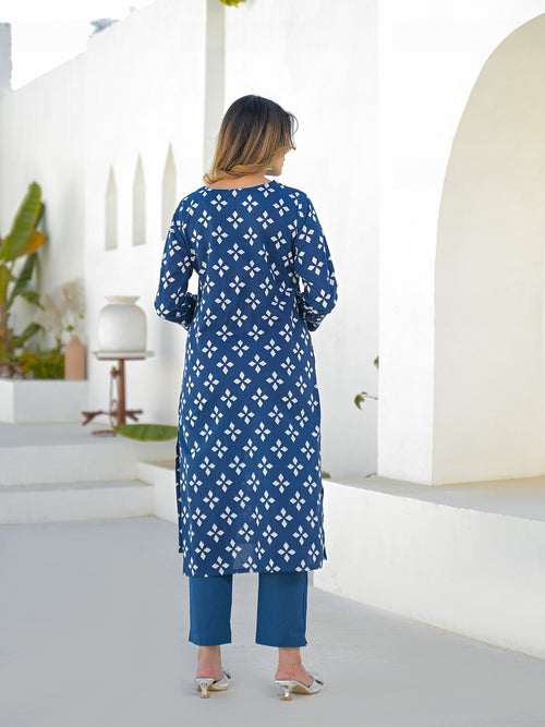 Blue Round Neck Straight Kurta Pant Set with Dupatta