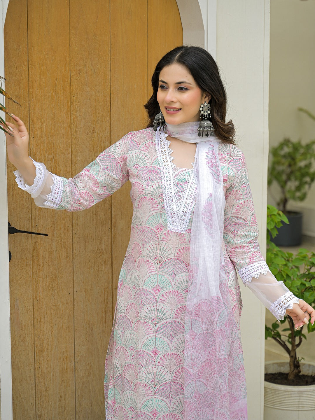 White Hand Block Straight Kurta Pant Set With Dupatta