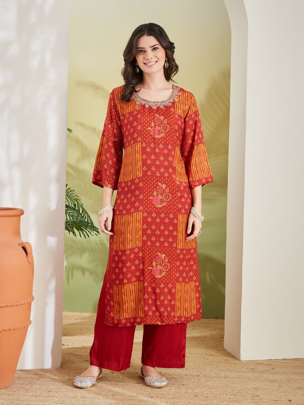 Embroidered Printed Straight Fit Muslin Kurta Pant With Dupatta Set