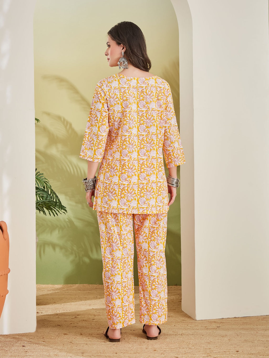 Floral Print Pure Cotton Straight Fit Night Suit