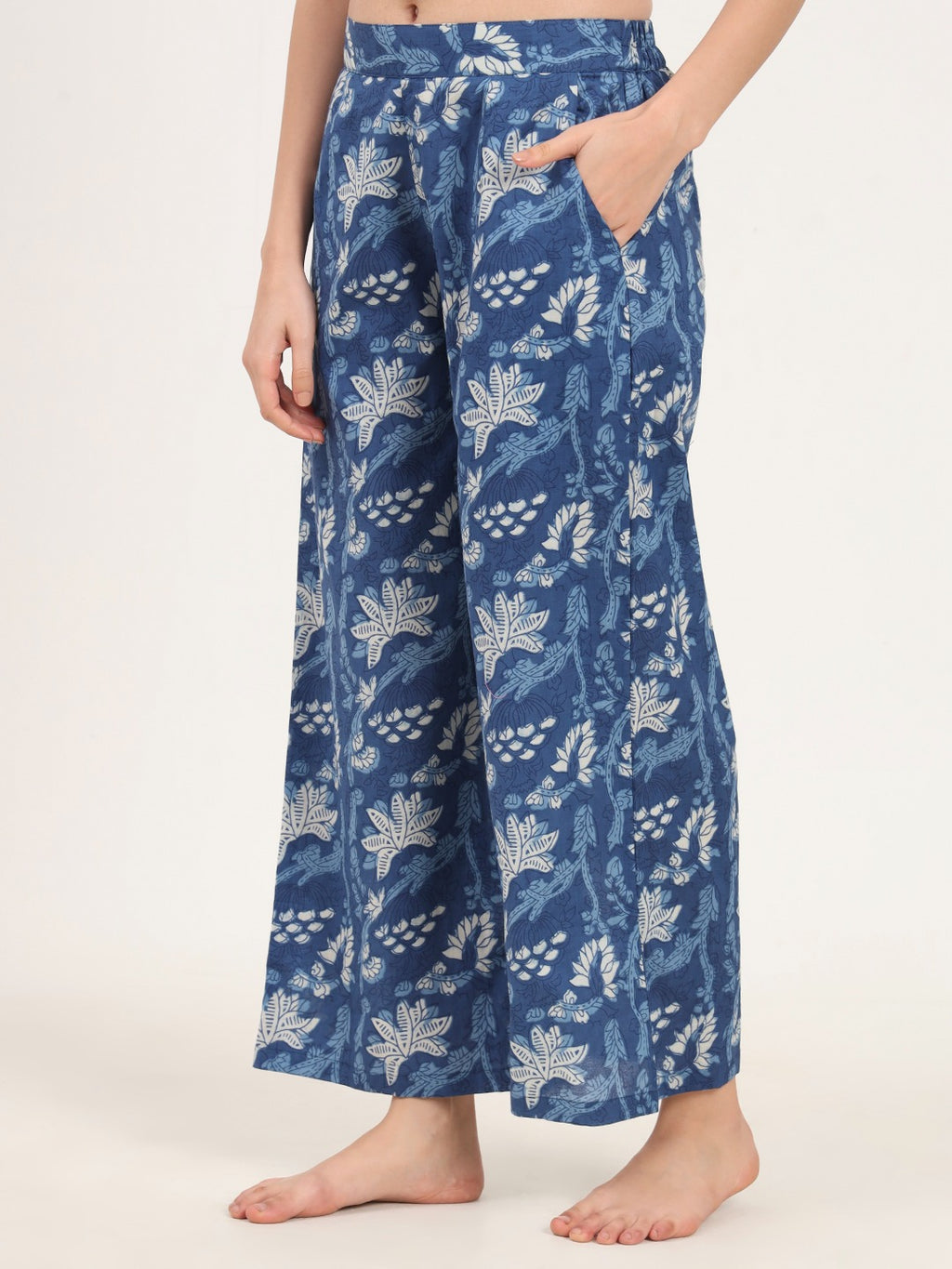 Women’s Indigo Blue Printed Pure Cotton V-Neck Set