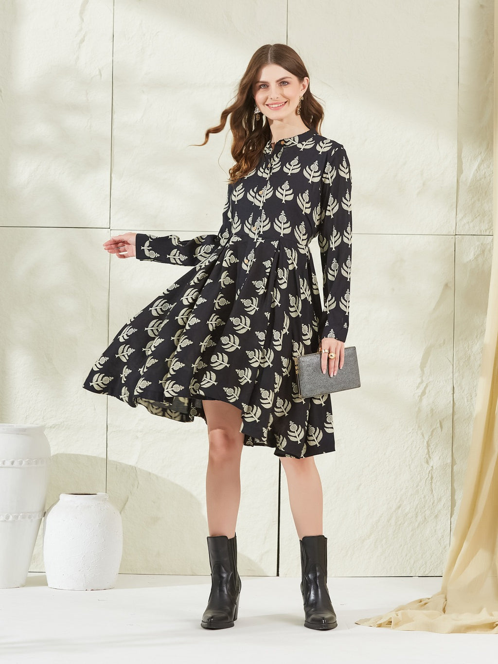 Women’s Black Viscose Rayon Boat Neck Knee-Length Dress