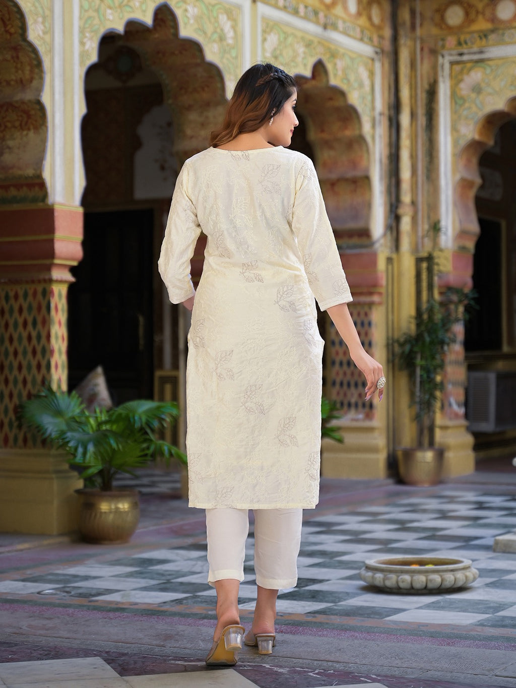 Women’s Cream Solid Chanderi Silk Kurta Pant Set with Dupatta